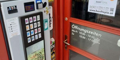 Hemp shops - Produktkategorie: CBD-Öl - Bregenz - CBD Automat vor der Türe. - HANFTOPIA