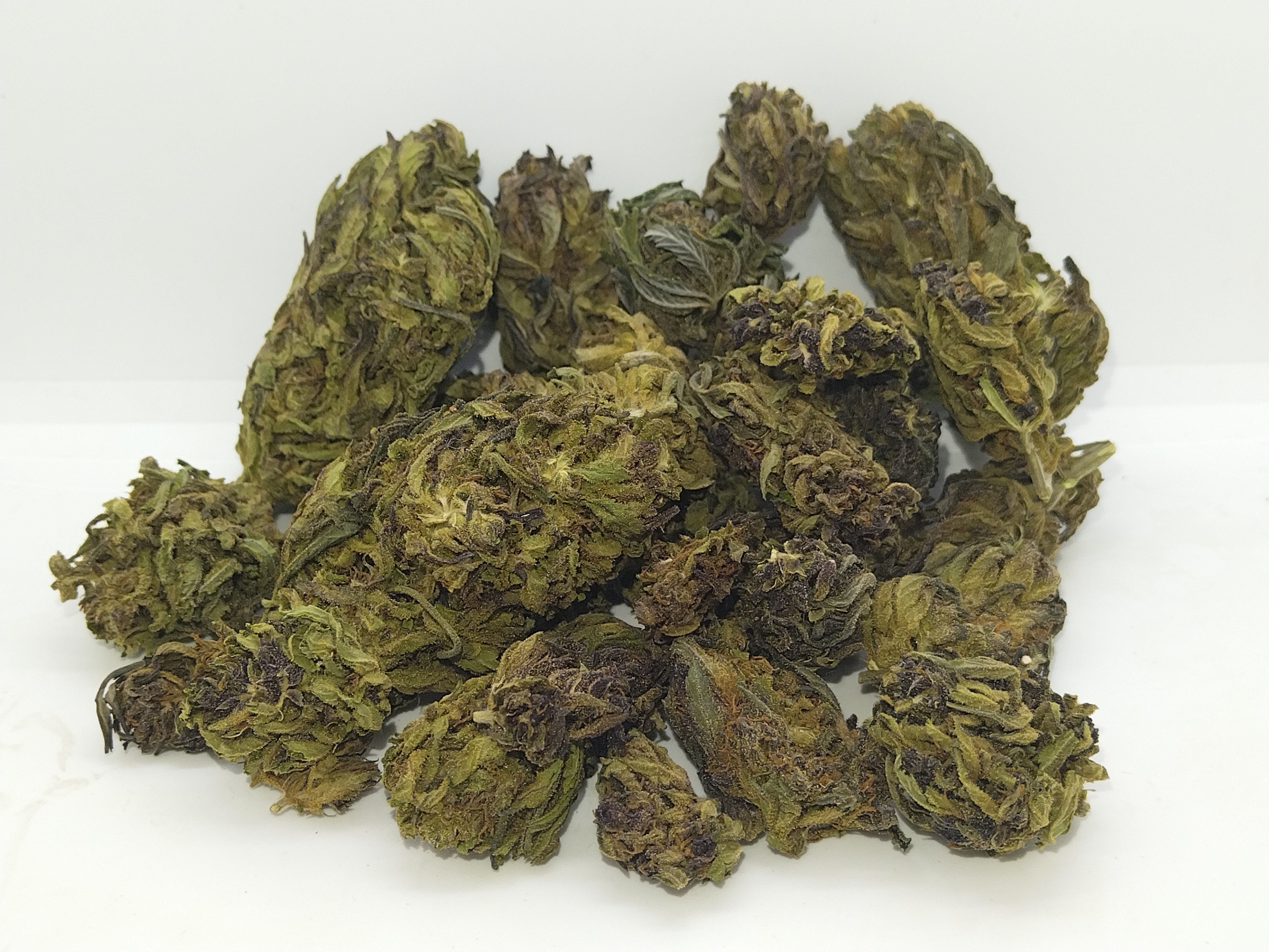 CBD-Shop: Blüten - Mühlviertler Bauern Wiesn