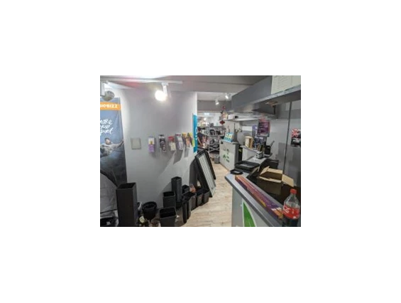 CBD-Shop: Jelly Joker hat einen 200m² großen Growbereich mit allem was man braucht - Jelly Joker