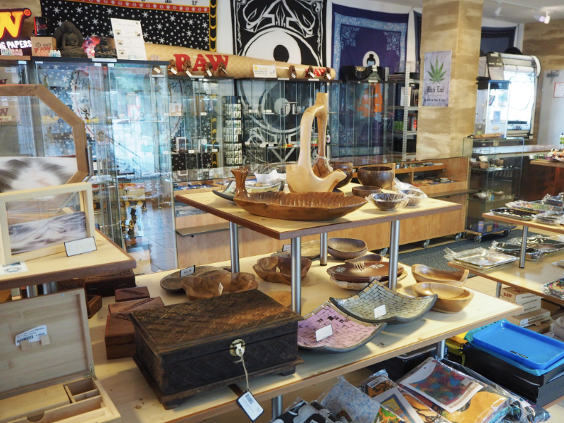 CBD-Shop: MiraculiX Headshop Lochau