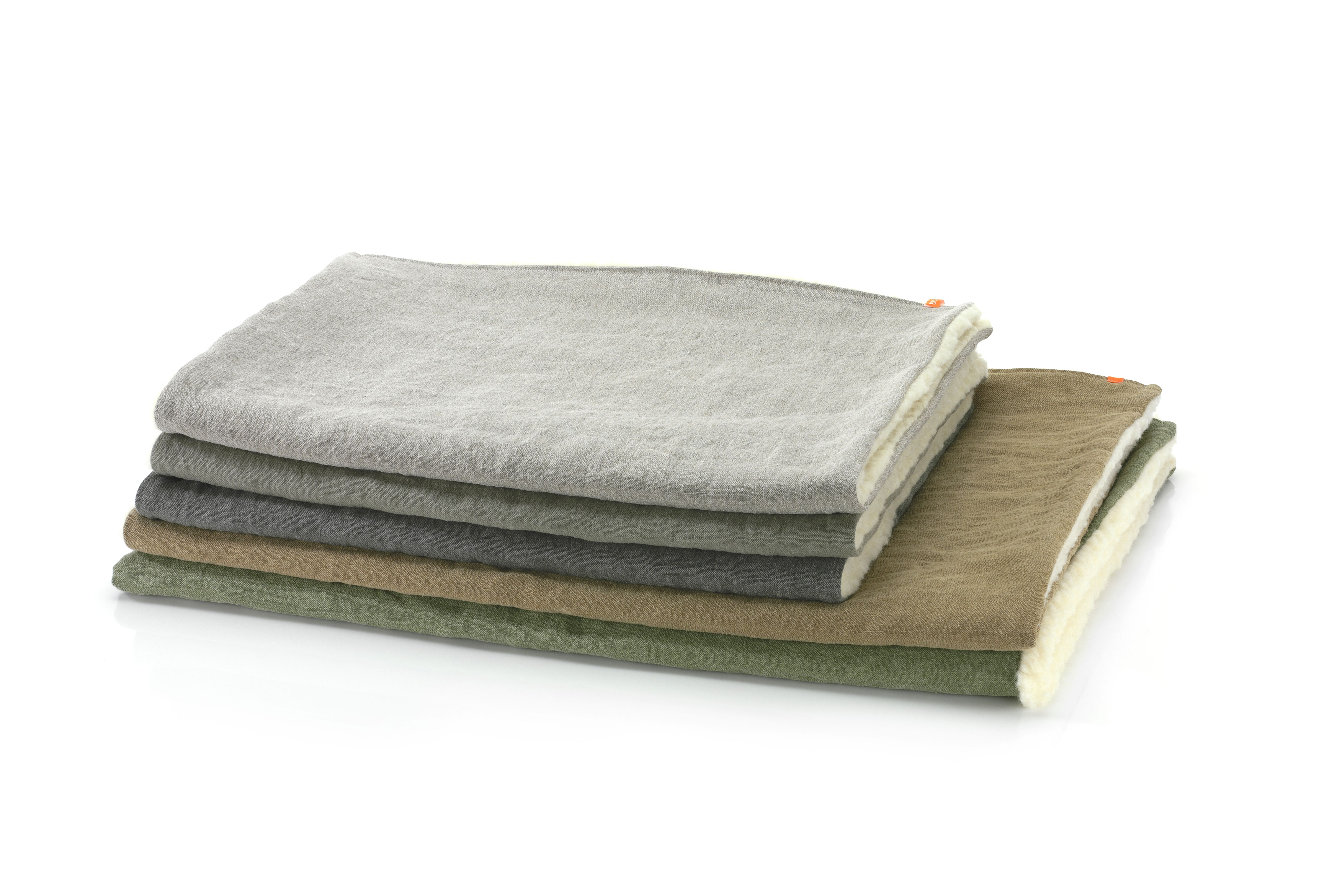 CBD-Shop: Hundedecke "MääähMobil" aus 100 % Hanfstoff & 100 % Schafwolle, waschbar - CHILL THE DOG Hanf-Hundebetten