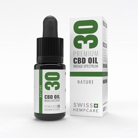 CBD-Shop: Unsere premium CBD Öle werden ausschließlich aus Cannabis-Sorten, die reich an Cannabidiol sind, gewonnen. Auf Pestizide und Herbizide wird dabei konsequent verzichtet. Ein spezieller Extraktionsprozess sorgt für hochkonzentrierte, rein natürlich gewonnene CBD-Öle, bestehend aus Phytocannabinoiden (CBD, CBG, CBN), Terpenen, Omega-6-/Omega-3-Fettsäuren und Vitamin E. - Swiss Hempcare